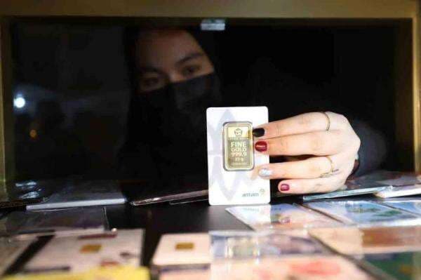 Harga Emas Antam Masih di Rp1.965.000 per Gram, Ini Rinciannya Harga Emas Antam Masih di Rp1.965.000 per Gram, Ini Rinciannya