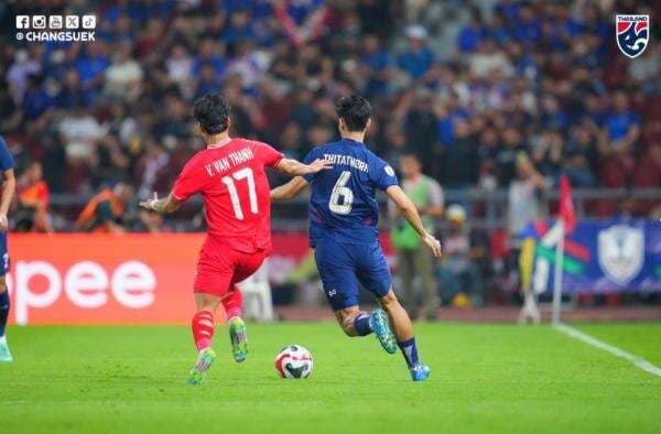 Hasil Babak Pertama Timnas Thailand vs Vietnam di Final Piala AFF 2024: Skor 1-1, Golden Star Warriors Selangkah Lagi Juara Hasil Babak Pertama Timnas Thailand vs Vietnam di Final Piala AFF 2024: Skor 1-1, Golden Star Warriors Selangkah Lagi Juara