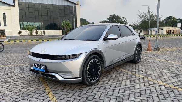 Hyundai Hentikan Sementara Produksi Ioniq 5 dan Kona Electric, Ada Apa? Hyundai Hentikan Sementara Produksi Ioniq 5 dan Kona Electric, Ada Apa?