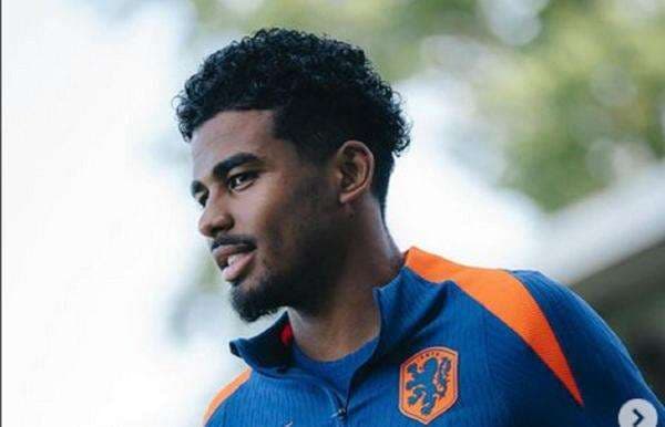 Daftar Line Up Calon Pemain Timnas Indonesia yang Belum Dinaturalisasi PSSI: Harga Pasarannya Tembus Rp1,38 Triliun! Daftar Line Up Calon Pemain Timnas Indonesia yang Belum Dinaturalisasi PSSI: Harga Pasarannya Tembus Rp1,38 Triliun!