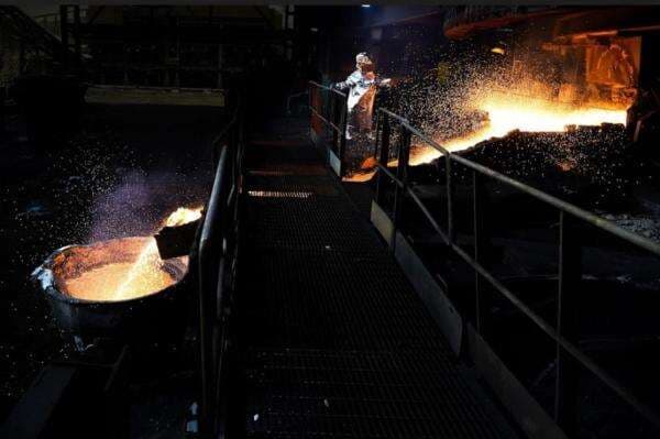 Houthi Akui Serang Kapal Induk AS Harry S Truman di Laut Merah Houthi Akui Serang Kapal Induk AS Harry S Truman di Laut Merah