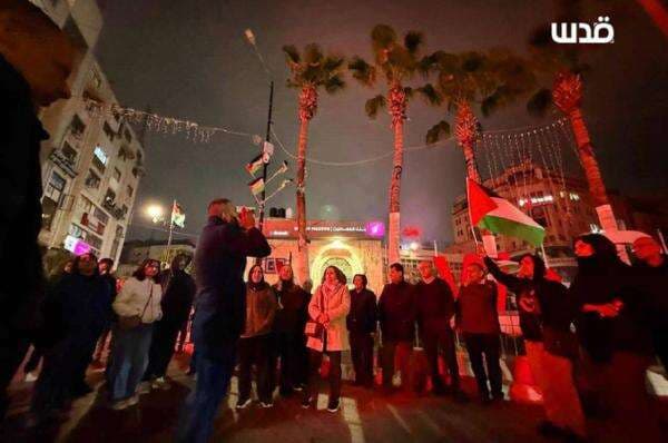 Ironis, Pasukan Otoritas Palestina Tangkapi Demonstran Solidaritas Gaza di Tepi Barat Ironis, Pasukan Otoritas Palestina Tangkapi Demonstran Solidaritas Gaza di Tepi Barat