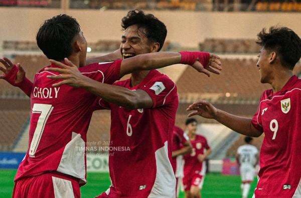 Viral Gedung Sekolah TK di Riau Jadi Tempat Pesta Sabu dan Miras, Satu Orang Diamankan Polisi Viral Gedung Sekolah TK di Riau Jadi Tempat Pesta Sabu dan Miras, Satu Orang Diamankan Polisi