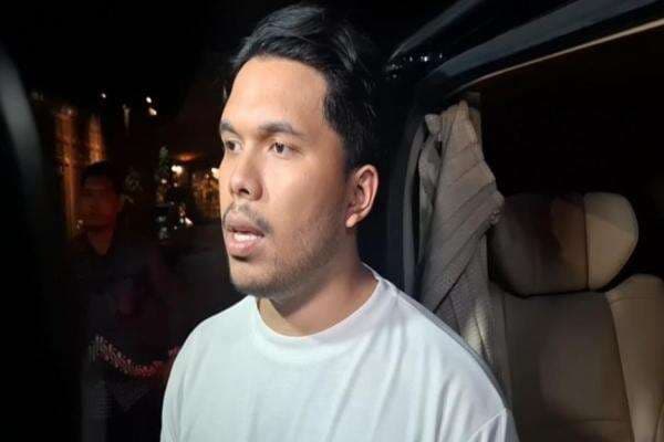 Thariq Halilintar Jelang Kelahiran Anak Pertamanya: Lagi Belajar Jadi Ayah yang Baik Thariq Halilintar Jelang Kelahiran Anak Pertamanya: Lagi Belajar Jadi Ayah yang Baik