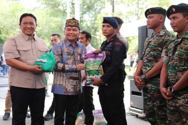 Jelang Lebaran 2025, Gubernur Kalteng Gratiskan Sembako di 1.430 Desa Jelang Lebaran 2025, Gubernur Kalteng Gratiskan Sembako di 1.430 Desa