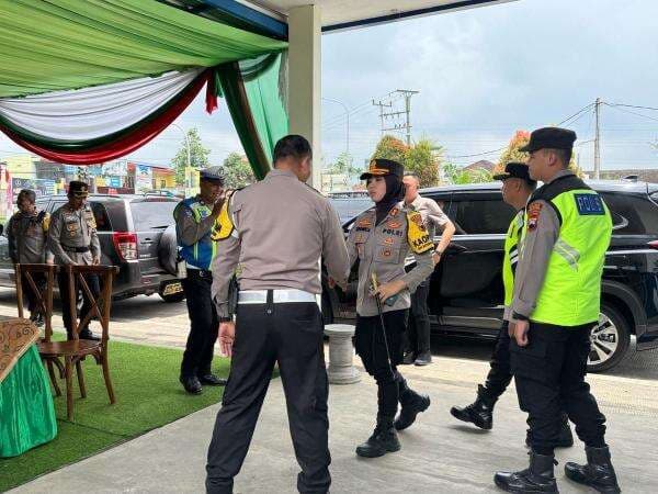 5 Motor Bebek yang Cocok untuk Perempuan, Stylish dan Mudah Dikendarai 5 Motor Bebek yang Cocok untuk Perempuan, Stylish dan Mudah Dikendarai