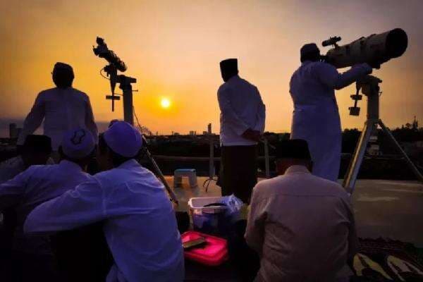 Ketua MUI Cholil Nafis: Awal Ramadan Berpotensi Berbeda, Lebaran Sama Ketua MUI Cholil Nafis: Awal Ramadan Berpotensi Berbeda, Lebaran Sama