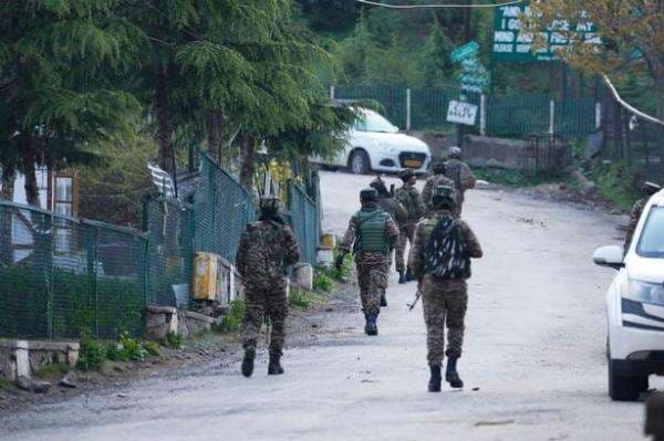 Konflik Kashmir Memanas! Tentara India dan Pakistan Saling Tembak di Perbatasan Konflik Kashmir Memanas! Tentara India dan Pakistan Saling Tembak di Perbatasan