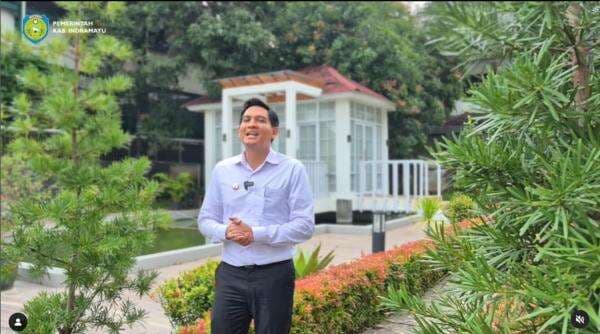 Biodata dan Agama Lucky Hakim, Bupati yang Plesiran ke Jepang Tanpa Izin Biodata dan Agama Lucky Hakim, Bupati yang Plesiran ke Jepang Tanpa Izin