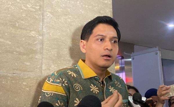 Kemendagri Panggil Lucky Hakim Hari Ini usai Liburan ke Jepang Tanpa Izin Kemendagri Panggil Lucky Hakim Hari Ini usai Liburan ke Jepang Tanpa Izin