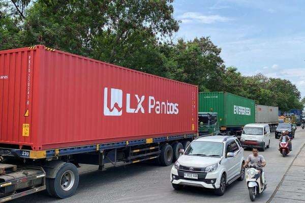 Pelaku Usaha Menjerit Rugi gegara Macet Horor di Jakarta Utara Pelaku Usaha Menjerit Rugi gegara Macet Horor di Jakarta Utara