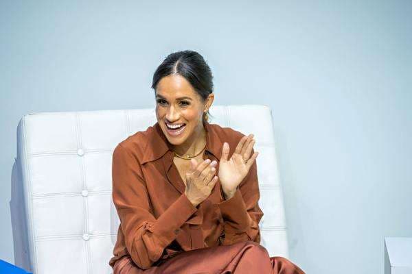Meghan Markle Merasa Tersisih dari Keluarga Kerajaan, Tuding Raja Charles III Menelantarkannya Meghan Markle Merasa Tersisih dari Keluarga Kerajaan, Tuding Raja Charles III Menelantarkannya