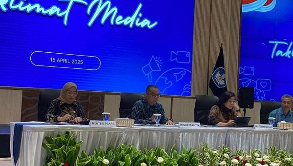 Kabar Gembira! Disetujui Prabowo, Mendiktisaintek: Tukin Dosen ASN Segera Cair Kabar Gembira! Disetujui Prabowo, Mendiktisaintek: Tukin Dosen ASN Segera Cair