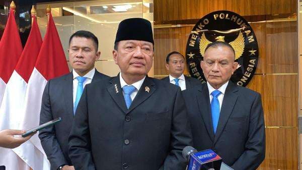 Menko Polkam Pastikan Kesiapan Posko Pengamanan Mudik Menko Polkam Pastikan Kesiapan Posko Pengamanan Mudik