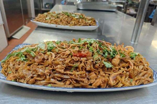 Melihat Menu Andalan Presiden Prabowo di Mesir: Mi Goreng Nyemek Melihat Menu Andalan Presiden Prabowo di Mesir: Mi Goreng Nyemek