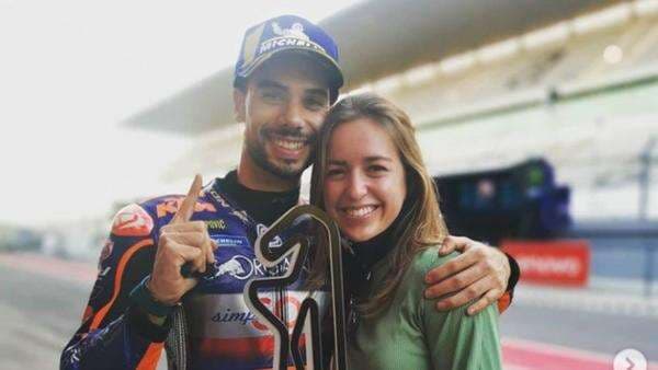 Berapa Gaji Pembalap MotoGP Miguel Oliveira yang Menikah dengan Adiknya Sendiri? Berapa Gaji Pembalap MotoGP Miguel Oliveira yang Menikah dengan Adiknya Sendiri?