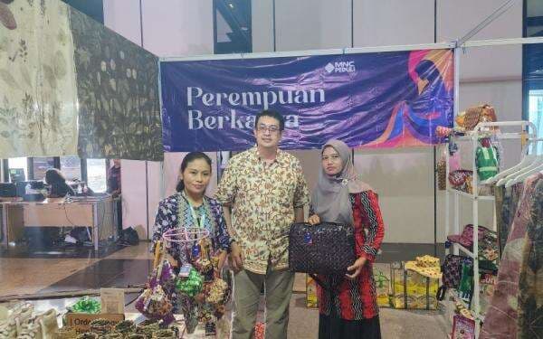 Galakkan Literasi Anak di Tanah Datar, MNC Peduli Salurkan Buku Bacaan Galakkan Literasi Anak di Tanah Datar, MNC Peduli Salurkan Buku Bacaan