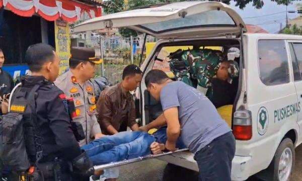 Diduga Kelelahan, Pemudik Asal Tangerang Pingsan di Simpang Ciawi Bogor Diduga Kelelahan, Pemudik Asal Tangerang Pingsan di Simpang Ciawi Bogor