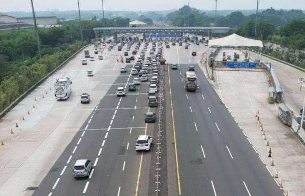 73.710 Kendaraan Melintas Menuju GT Cileunyi dan GT Pasteur Jelang Lebaran 73.710 Kendaraan Melintas Menuju GT Cileunyi dan GT Pasteur Jelang Lebaran