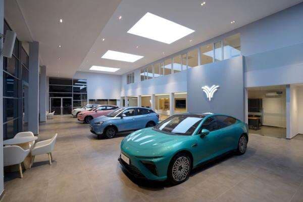 Belum 2 Tahun, Diler Pertama Neta di Kelapa Gading Tutup Belum 2 Tahun, Diler Pertama Neta di Kelapa Gading Tutup