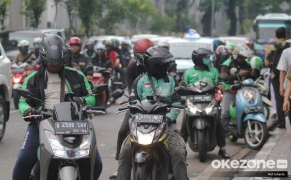 Ojol Bakal Masuk Kategori UMKM, Bisa Dapat Kredit Rp100 Juta Ojol Bakal Masuk Kategori UMKM, Bisa Dapat Kredit Rp100 Juta