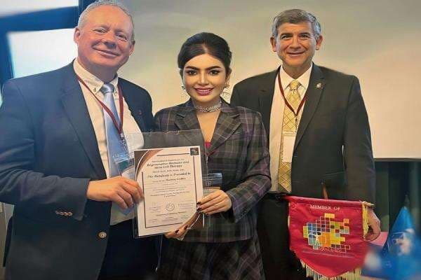 Pakar Indonesia Pimpin Kongres Internasional Kedokteran Regeneratif di Roma Italia Pakar Indonesia Pimpin Kongres Internasional Kedokteran Regeneratif di Roma Italia