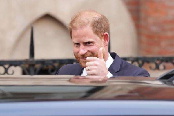 Pangeran Harry Klaim Diperlakukan Tidak Adil setelah Keamanannya Dicabut Pangeran Harry Klaim Diperlakukan Tidak Adil setelah Keamanannya Dicabut