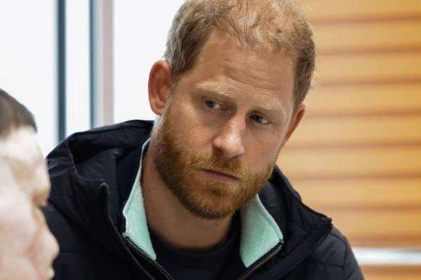 Pangeran Harry Sebut Ukraina Lebih Aman daripada Inggris, Akui Nyaman di Negara Perang Pangeran Harry Sebut Ukraina Lebih Aman daripada Inggris, Akui Nyaman di Negara Perang