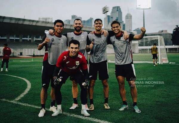 Patrick Kluivert Resmi Umumkan Daftar 23 Pemain Timnas Indonesia Lawan Bahrain di Kualifikasi Piala Dunia 2026 pada 25 Maret 2025 Patrick Kluivert Resmi Umumkan Daftar 23 Pemain Timnas Indonesia Lawan Bahrain di Kualifikasi Piala Dunia 2026 pada 25 Maret 2025