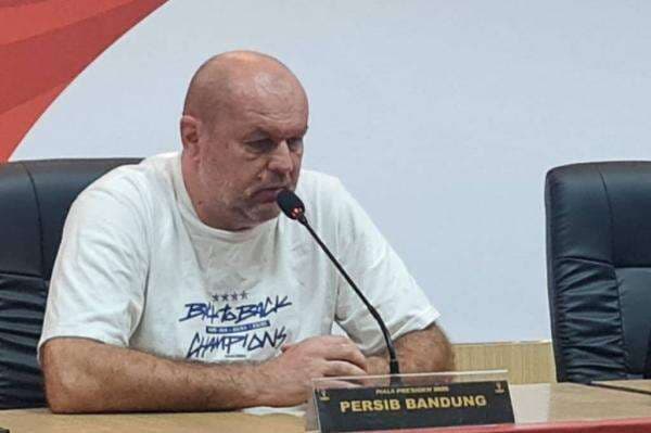 Bojan Hodak Akui Persib Ingin Saddil, Asnawi, dan Jordi Amat, tapi... Bojan Hodak Akui Persib Ingin Saddil, Asnawi, dan Jordi Amat, tapi...