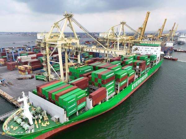 Pelindo Petikemas Giatkan Pengelolaan Sampah di Sekitar Pelabuhan Pelindo Petikemas Giatkan Pengelolaan Sampah di Sekitar Pelabuhan