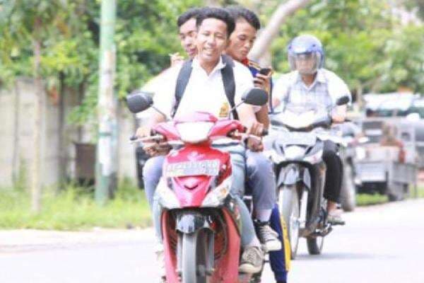 Pemkot Depok Larang Siswa Bawa Kendaraan Bermotor ke Sekolah Pemkot Depok Larang Siswa Bawa Kendaraan Bermotor ke Sekolah
