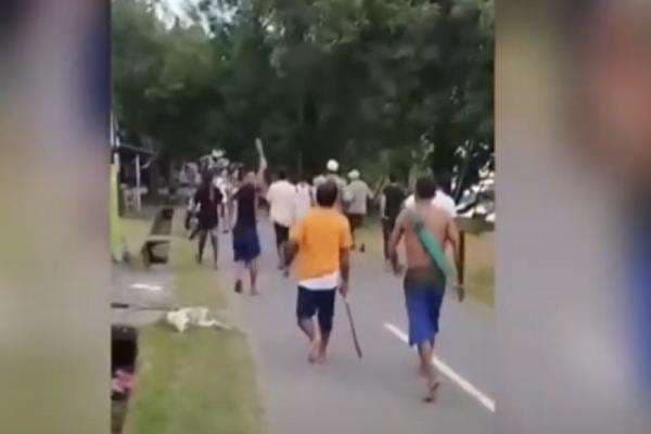 Pemuda Desa Tial dan Desa Tulehu Maluku Bentrok, 1 Orang Tewas Pemuda Desa Tial dan Desa Tulehu Maluku Bentrok, 1 Orang Tewas