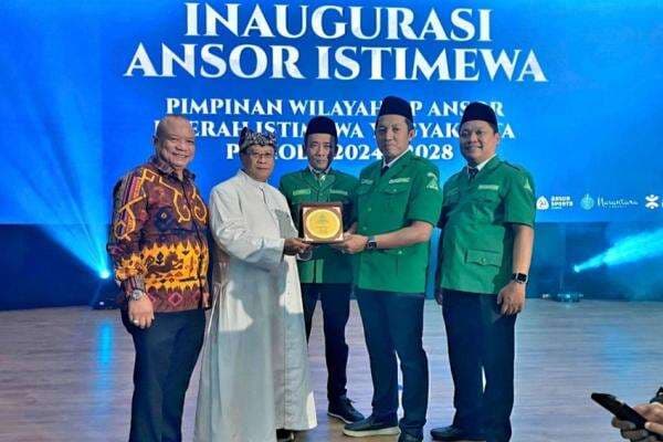 Penghargaan Spesial dari GP Ansor untuk Paus Fransiskus Penghargaan Spesial dari GP Ansor untuk Paus Fransiskus