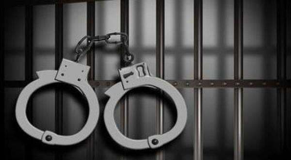 Gelapkan Uang, 3 Karyawati Cantik Rumah Makan Ditangkap Gelapkan Uang, 3 Karyawati Cantik Rumah Makan Ditangkap