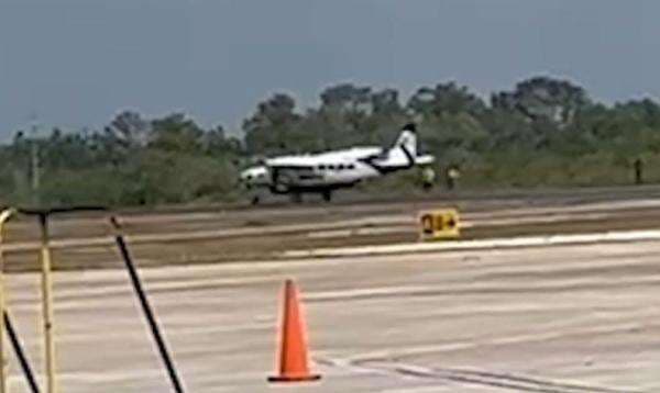 Tegang! Penumpang Gagalkan Pembajakan Pesawat, Tembak Mati Pelaku Tegang! Penumpang Gagalkan Pembajakan Pesawat, Tembak Mati Pelaku