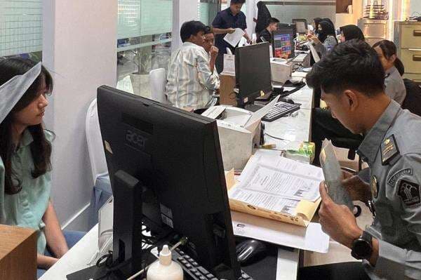 Plt Dirjen Imigrasi Imbau Selesaikan Urusan Keimigrasian sebelum 27 Maret Plt Dirjen Imigrasi Imbau Selesaikan Urusan Keimigrasian sebelum 27 Maret