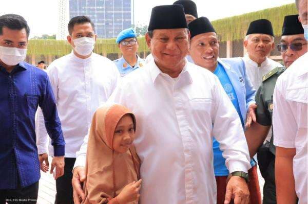Prabowo Salat Idulfitri di Masjid Istiqlal Dilanjutkan Open House di Istana Prabowo Salat Idulfitri di Masjid Istiqlal Dilanjutkan Open House di Istana
