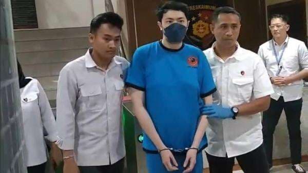 Penahanan Dokter PPDS Priguna Anugerah Tersangka Pemerkosaan Pasien Diperpanjang Penahanan Dokter PPDS Priguna Anugerah Tersangka Pemerkosaan Pasien Diperpanjang