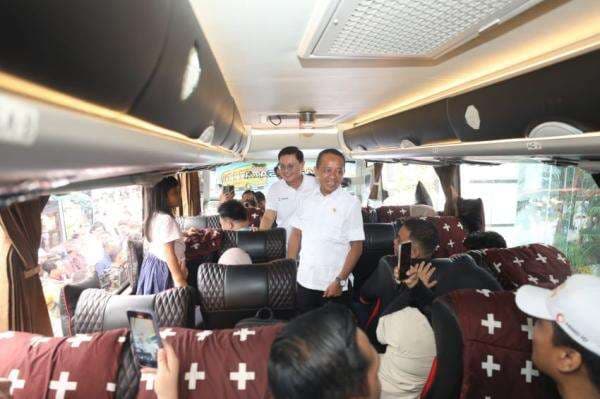 Program Mudik Bersama, Grup MIND ID Berangkatkan 2.400 Pemudik Program Mudik Bersama, Grup MIND ID Berangkatkan 2.400 Pemudik