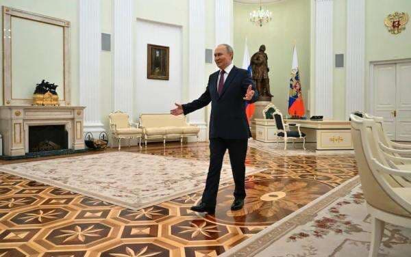 Putin Klaim Rusia Rebut Kembali Kursk dari Tentara Ukraina Putin Klaim Rusia Rebut Kembali Kursk dari Tentara Ukraina