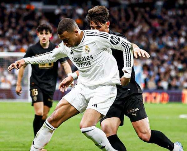 Hasil Liga Spanyol 2024-2025: Real Madrid vs Valencia 1-2, Barcelona vs Real Betis 1-1 Hasil Liga Spanyol 2024-2025: Real Madrid vs Valencia 1-2, Barcelona vs Real Betis 1-1