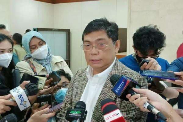 Revisi UU TNI Dibahas di Hotel Mewah, Panja Ungkap Perdebatan Sengit soal Usia Pensiun Prajurit Revisi UU TNI Dibahas di Hotel Mewah, Panja Ungkap Perdebatan Sengit soal Usia Pensiun Prajurit