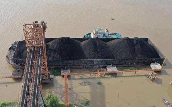 Naik 27,4 Persen, RMKE Angkut 1,5 Juta Ton Batu Bara hingga Februari 2025 Naik 27,4 Persen, RMKE Angkut 1,5 Juta Ton Batu Bara hingga Februari 2025