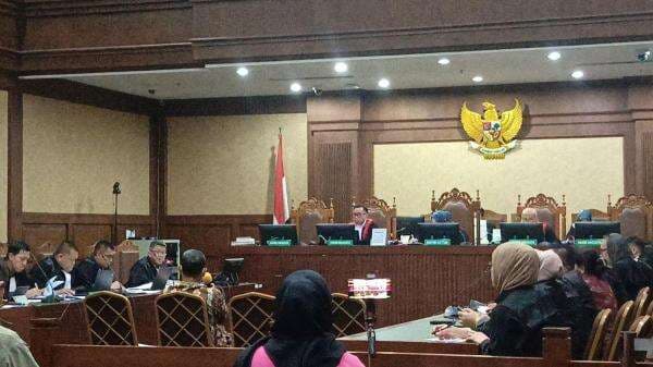 Suap Vonis Bebas Ronald Tannur, Hakim Agung Soesilo Jadi Saksi di Sidang Zarof Ricar Suap Vonis Bebas Ronald Tannur, Hakim Agung Soesilo Jadi Saksi di Sidang Zarof Ricar