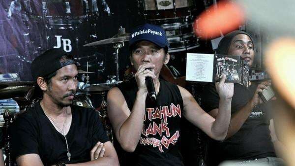 Slank Pernah Gunakan Direct License Sejak Awal 2000-an, Berhenti karena Ini Slank Pernah Gunakan Direct License Sejak Awal 2000-an, Berhenti karena Ini