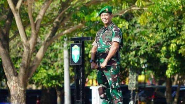 Sosok Mayjen TNI Novi Helmy Prasetya, Promosi Bintang 3 usai Jadi Dirut Bulog Sosok Mayjen TNI Novi Helmy Prasetya, Promosi Bintang 3 usai Jadi Dirut Bulog