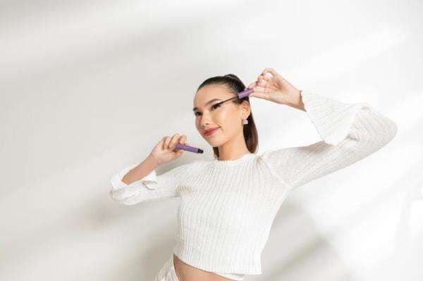 3 Hacks Maskara yang Wajib Diketahui, Tak Gumpal di Bulu Mata 3 Hacks Maskara yang Wajib Diketahui, Tak Gumpal di Bulu Mata