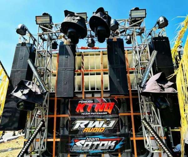 Viral Wacana Sound Horeg Jadi Kekayaan Intelektual Tuai Kritik Pedas: Ganggu Orang, Bikin Bising, Ngancurin Fasum Viral Wacana Sound Horeg Jadi Kekayaan Intelektual Tuai Kritik Pedas: Ganggu Orang, Bikin Bising, Ngancurin Fasum