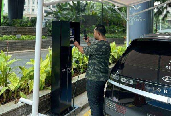 Pengguna Mobil Listrik Makin Marak, SPKLU dari Jepang Perluas Infrastruktur Pengguna Mobil Listrik Makin Marak, SPKLU dari Jepang Perluas Infrastruktur